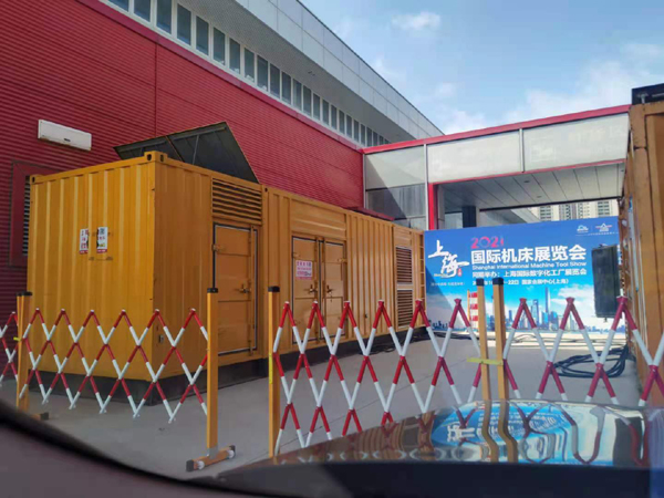 天桥发电车出租-发电机无电压或电压太低怎么办？